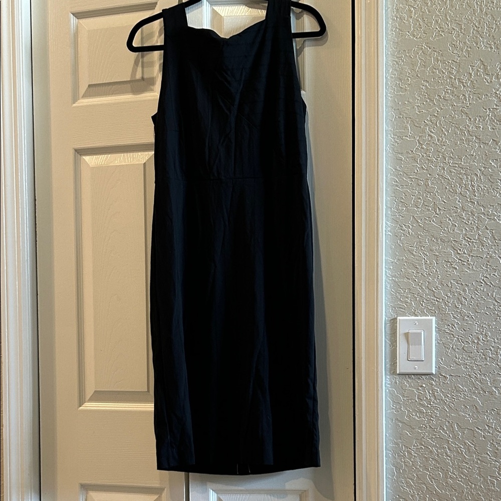 ANN TAYLOR Black Sleeveless Dress